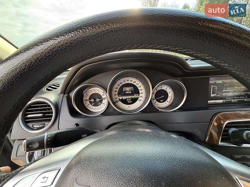 Седан Mercedes-Benz C-Class 2013 в Павлограде