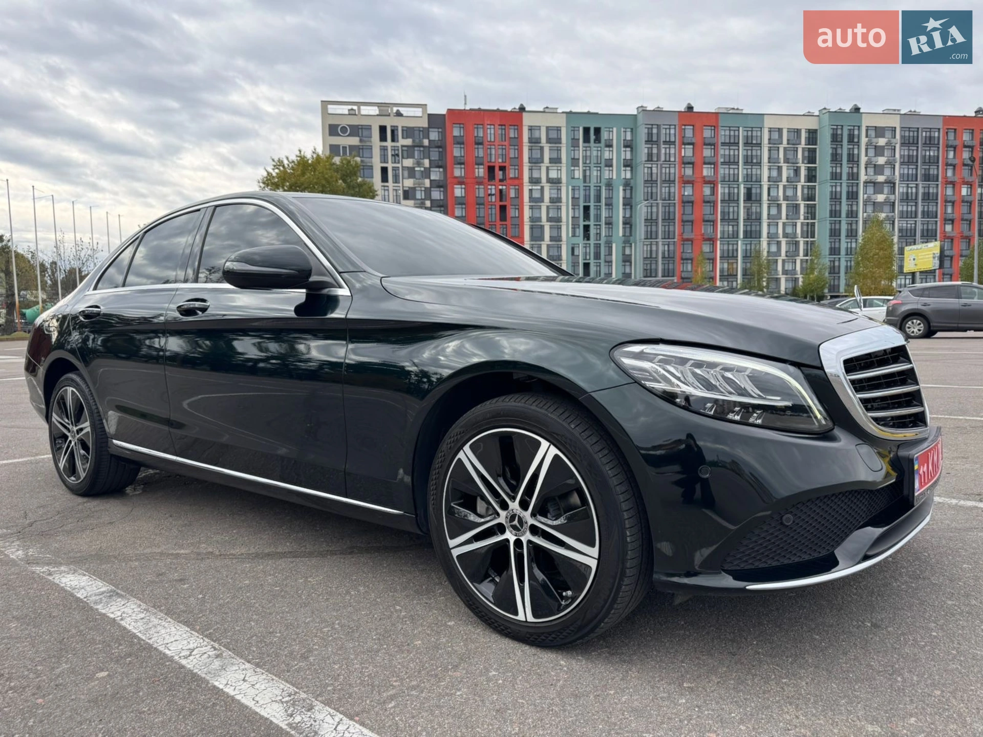 Mercedes-Benz C-Class 2019 VIN WDDWF1FB1KR437663 фото оголошення 3 з 46