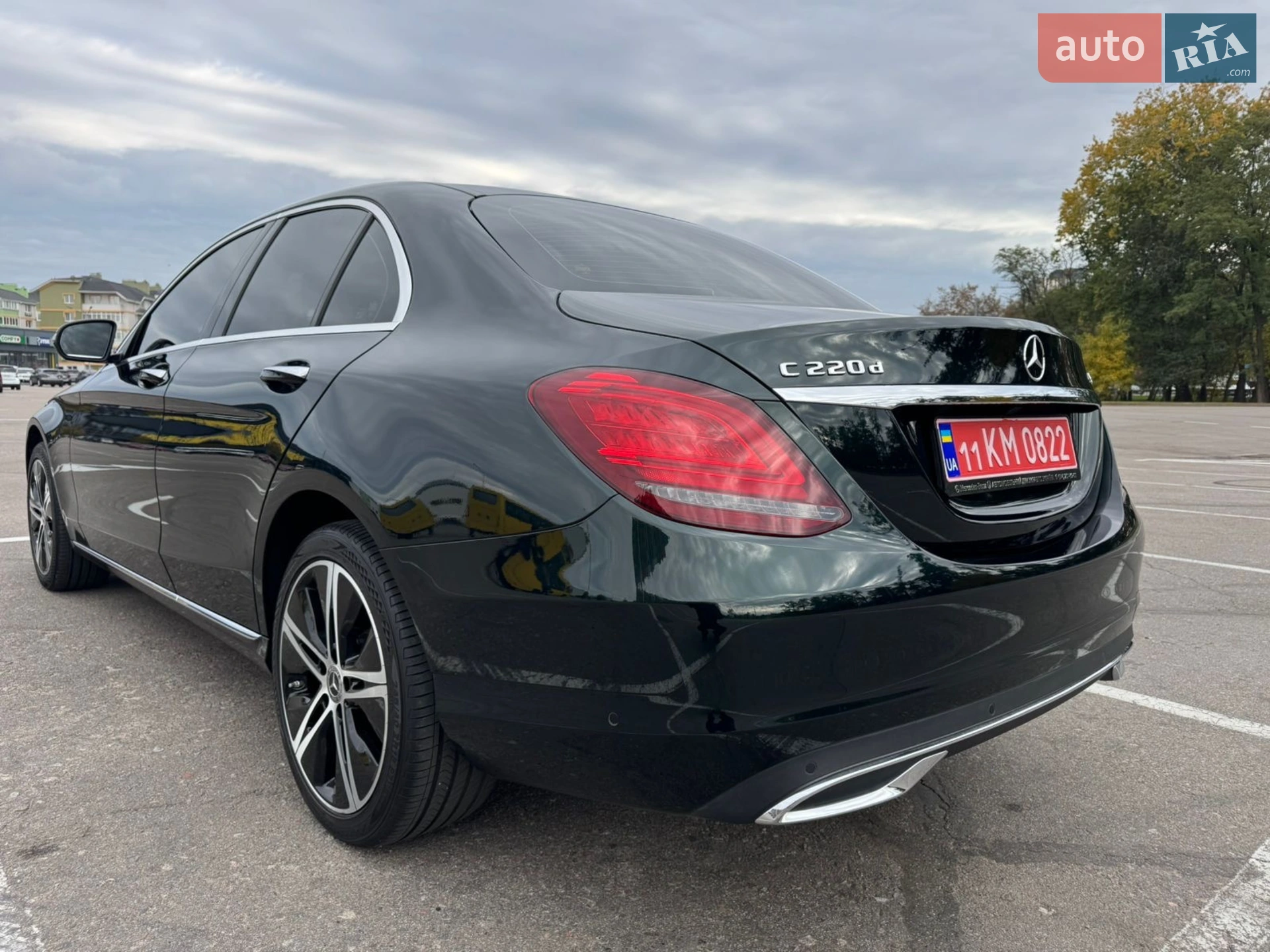 Mercedes-Benz C-Class 2019 VIN WDDWF1FB1KR437663 фото оголошення 7 з 46