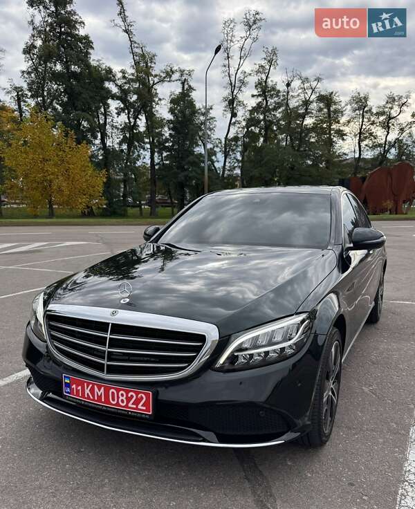 Седан Mercedes-Benz C-Class 2019 в Києві фото 15 Седан Mercedes-Benz C-Class 2019 в Києві