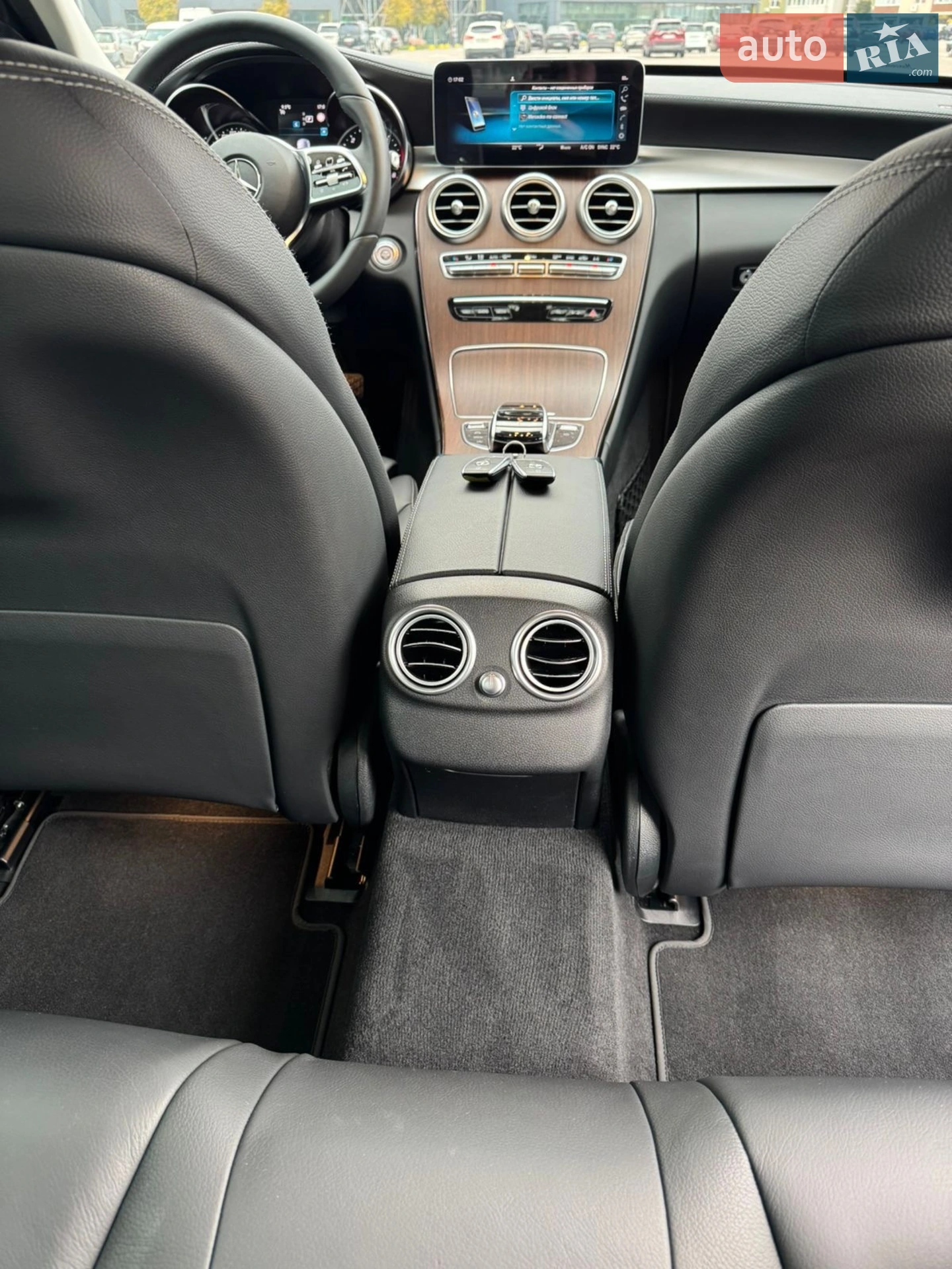 Mercedes-Benz C-Class 2019 VIN WDDWF1FB1KR437663 фото оголошення 38 з 46