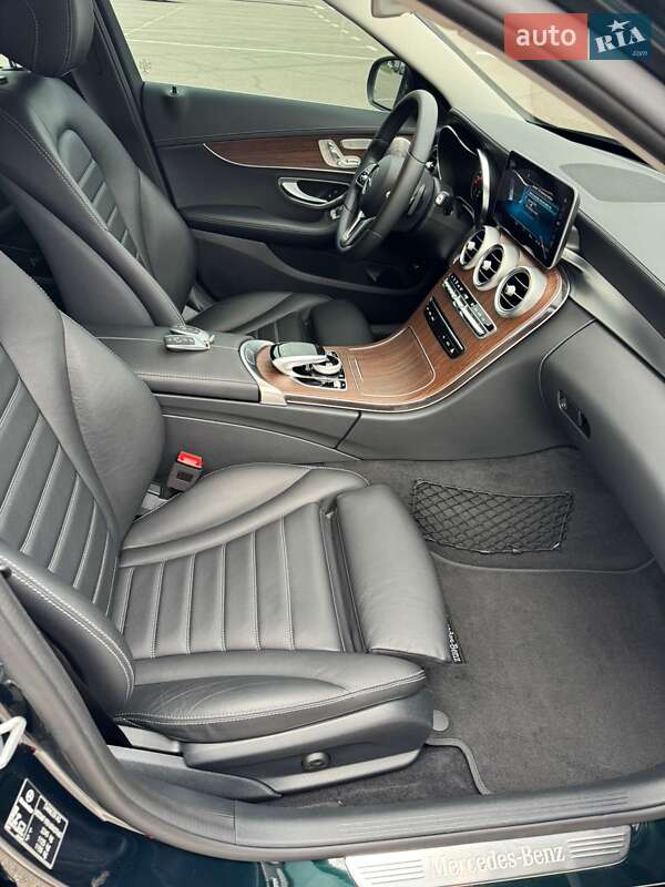 Седан Mercedes-Benz C-Class 2019 в Києві фото 39 Седан Mercedes-Benz C-Class 2019 в Києві