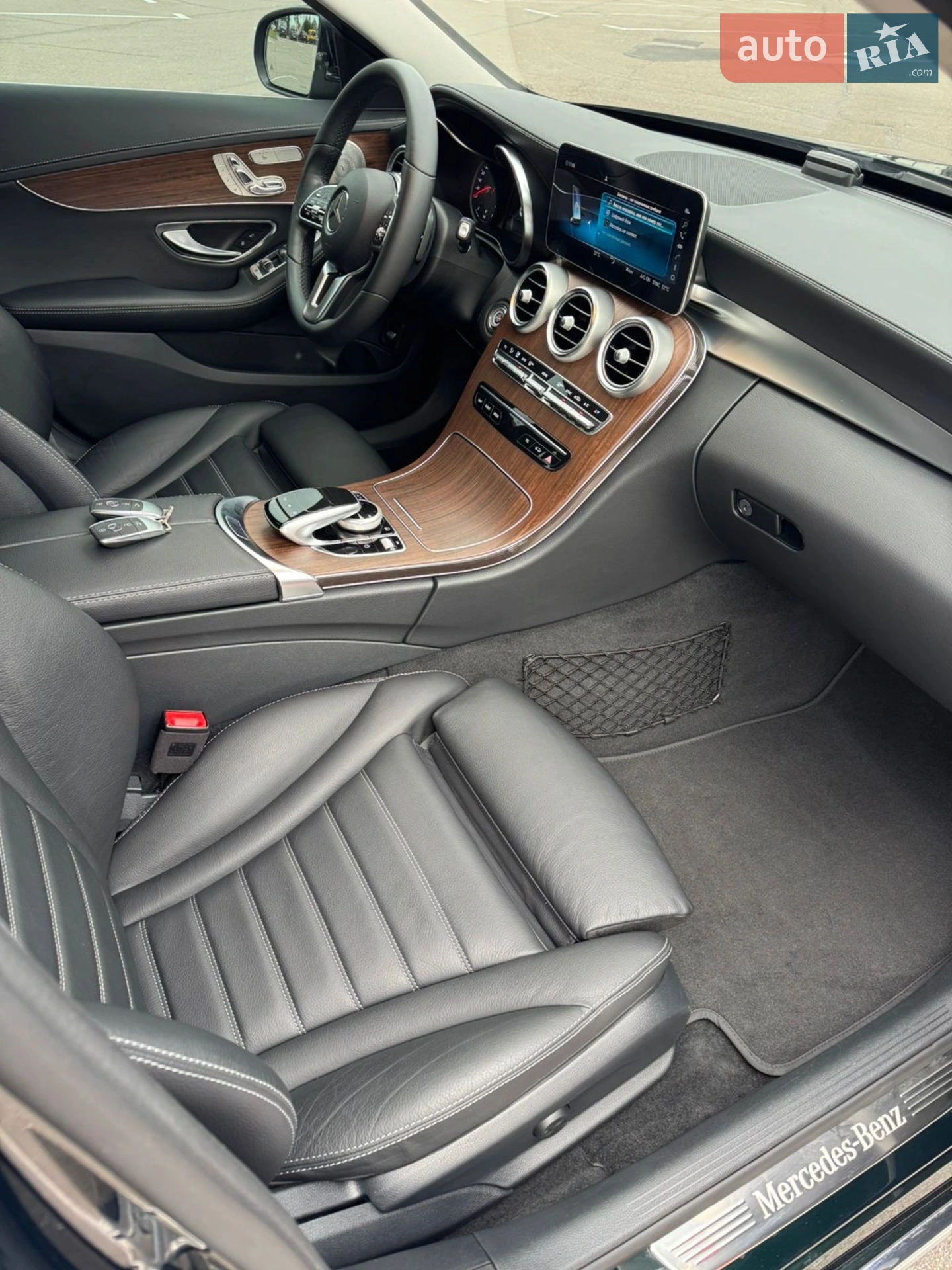 Mercedes-Benz C-Class 2019 VIN WDDWF1FB1KR437663 фото оголошення 45 з 46