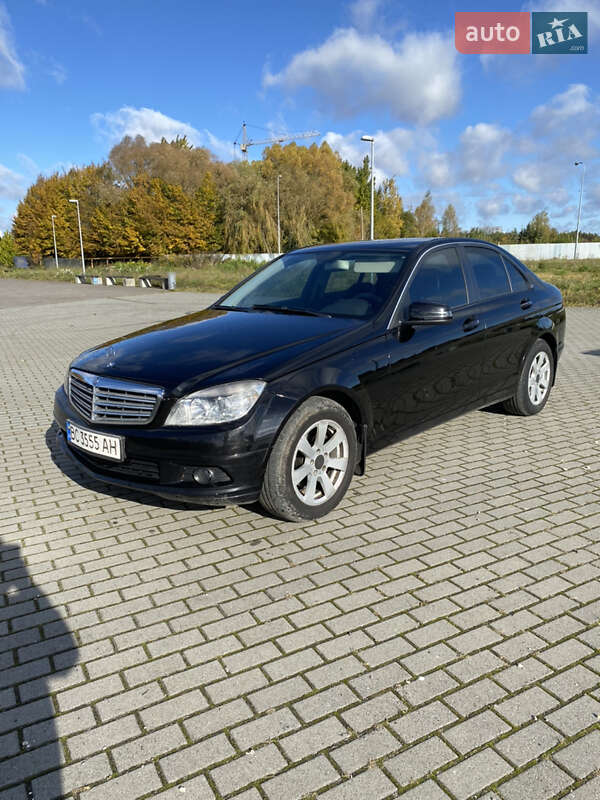 Седан Mercedes-Benz C-Class 2008 в Львове фото 18 Седан Mercedes-Benz C-Class 2008 в Львове