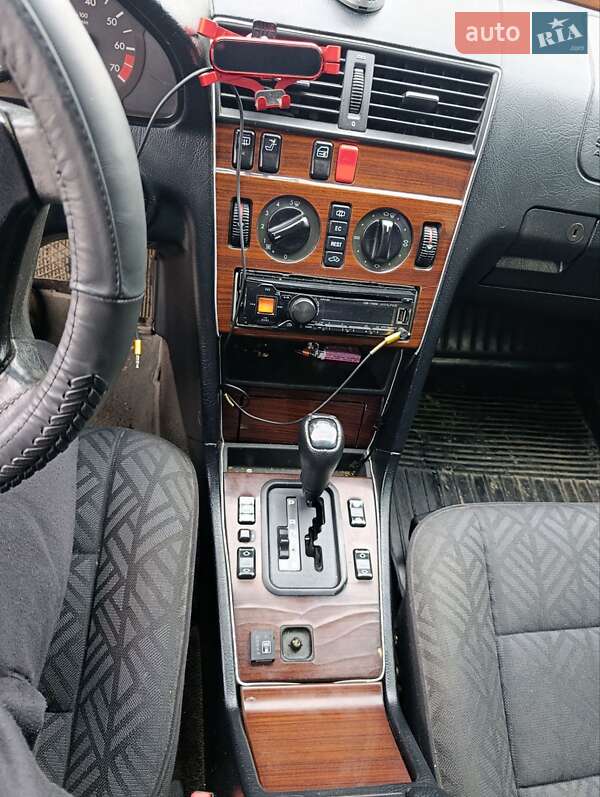 Седан Mercedes-Benz C-Class 1995 в Жмеринке фото 5 Седан Mercedes-Benz C-Class 1995 в Жмеринке