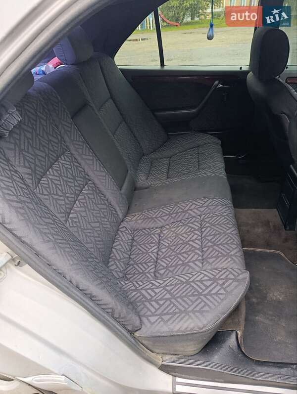 Седан Mercedes-Benz C-Class 1995 в Жмеринке фото 28 Седан Mercedes-Benz C-Class 1995 в Жмеринке