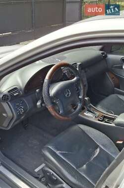 Седан Mercedes-Benz C-Class 2001 в 