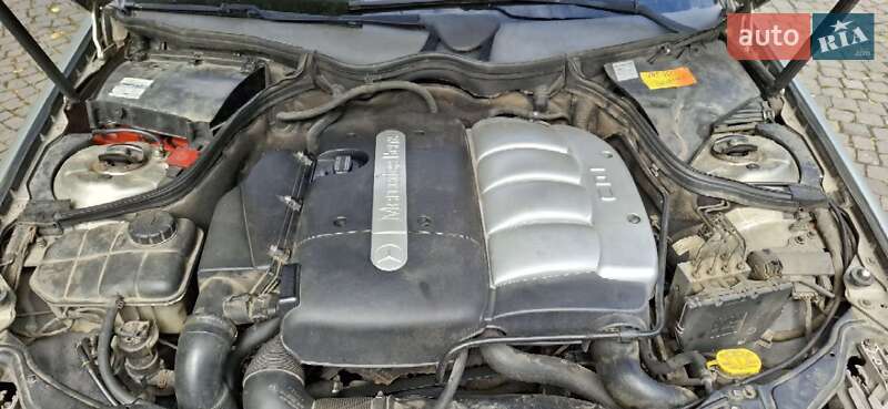 Седан Mercedes-Benz C-Class 2001 в Ужгороде