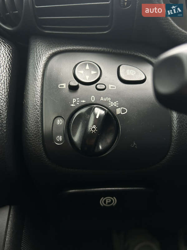 Седан Mercedes-Benz C-Class 2007 в Виннице