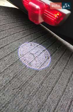 Седан Mercedes-Benz C-Class 2010 в 