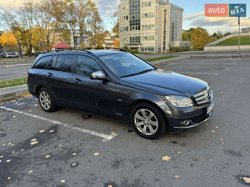 Універсал Mercedes-Benz C-Class 2008 в Львові фото 12 Універсал Mercedes-Benz C-Class 2008 в Львові