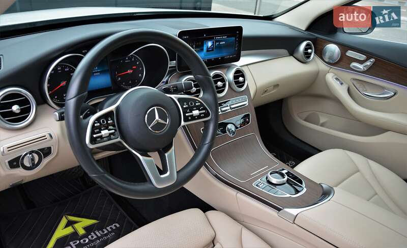 Седан Mercedes-Benz C-Class 2019 в Киеве