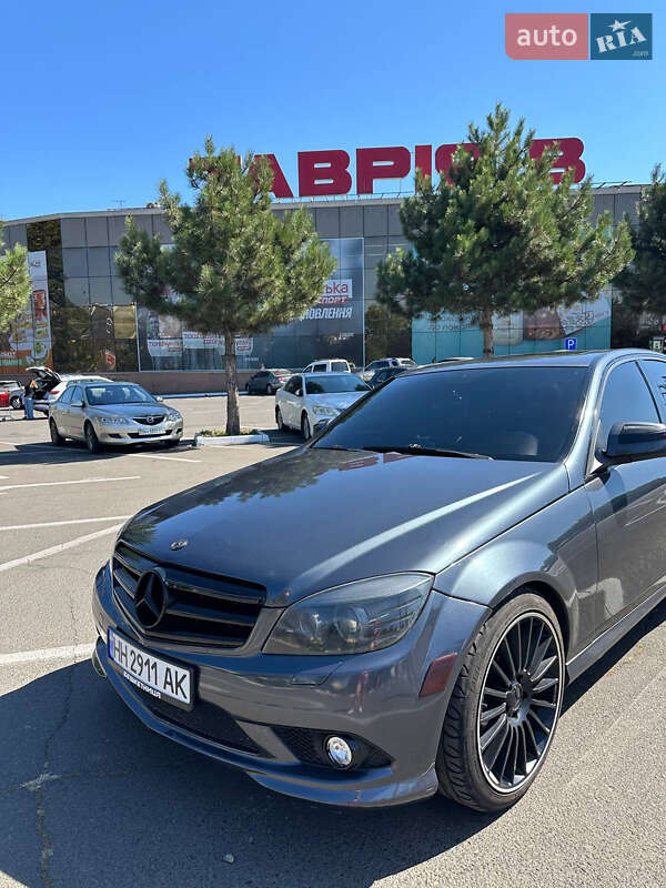 Mercedes-Benz C-Class 2007