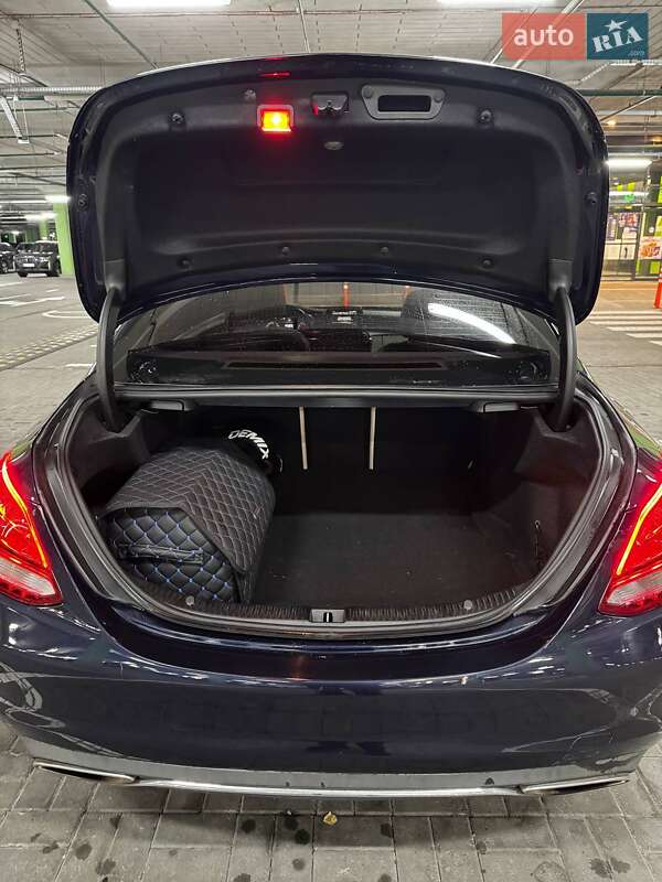 Седан Mercedes-Benz C-Class 2016 в Києві фото 17 Седан Mercedes-Benz C-Class 2016 в Києві