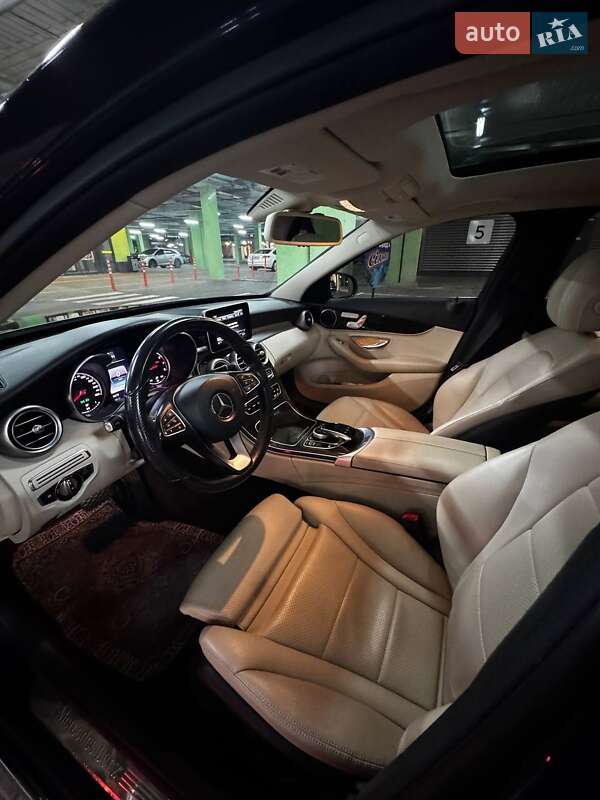 Седан Mercedes-Benz C-Class 2016 в Києві фото 24 Седан Mercedes-Benz C-Class 2016 в Києві