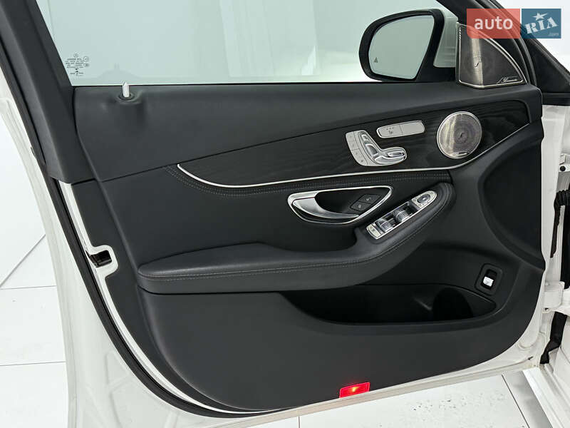 Седан Mercedes-Benz C-Class 2015 в Одессе фото 32 Седан Mercedes-Benz C-Class 2015 в Одессе
