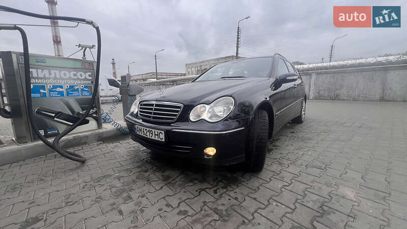 Mercedes-Benz C-Class 2007