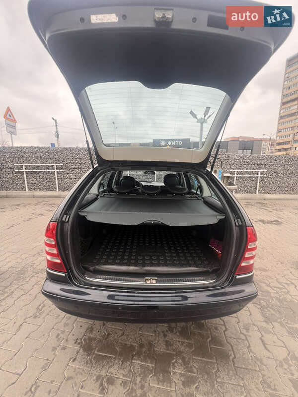 Универсал Mercedes-Benz C-Class 2007 в Житомире