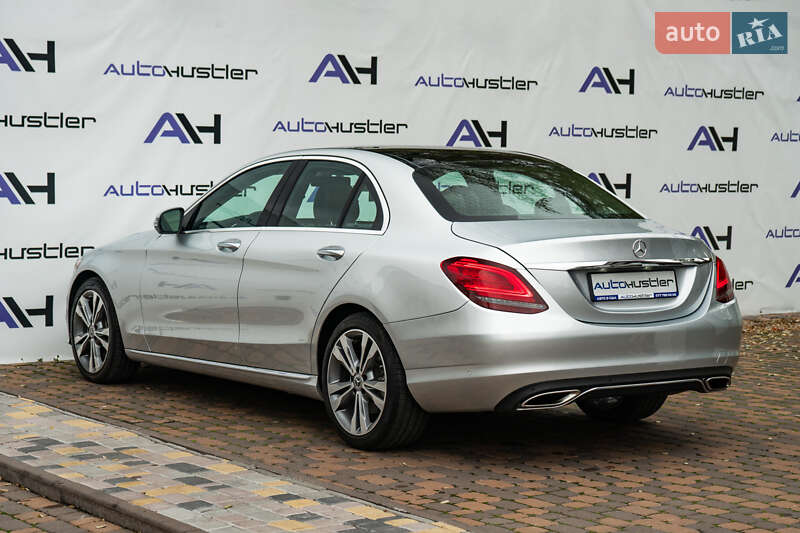 Седан Mercedes-Benz C-Class 2019 в Києві фото 16 Седан Mercedes-Benz C-Class 2019 в Києві
