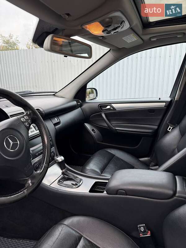 Универсал Mercedes-Benz C-Class 2004 в Черкассах