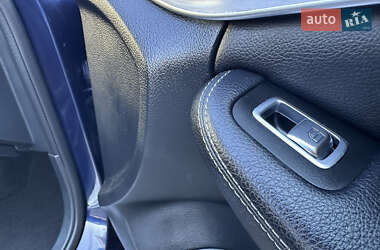 Універсал Mercedes-Benz C-Class 2018 в 