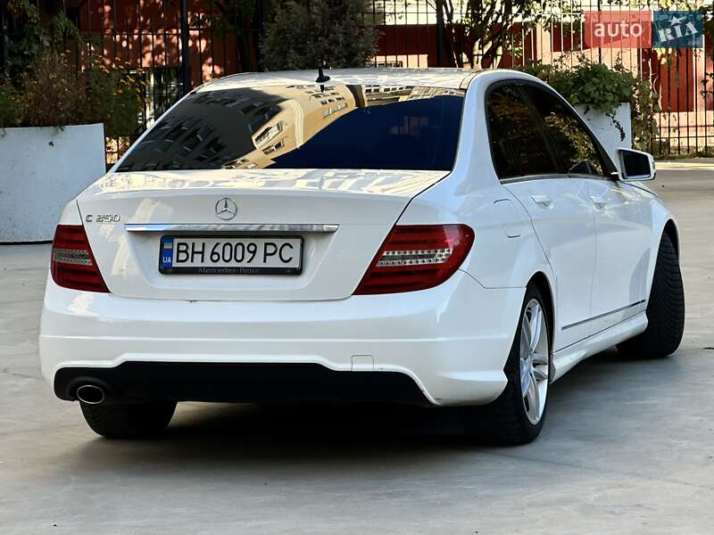 Седан Mercedes-Benz C-Class 2012 в Одесі