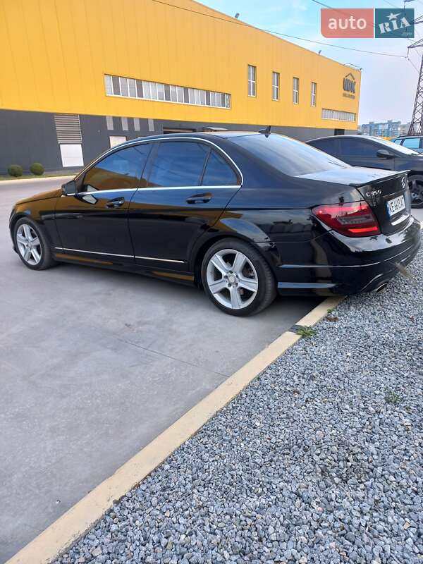 Mercedes-Benz C-Class 2010