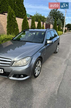 Универсал Mercedes-Benz C-Class 2011 в 