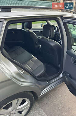 Универсал Mercedes-Benz C-Class 2011 в 