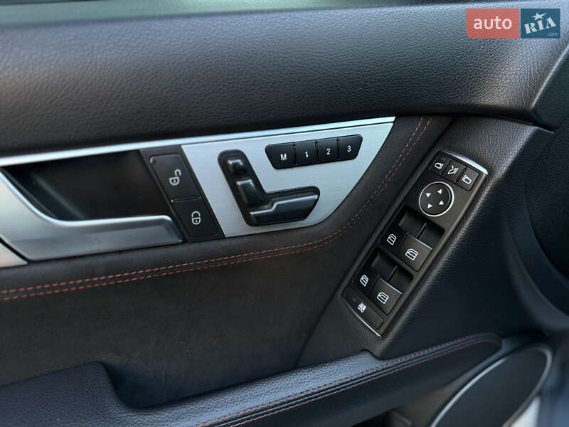 Седан Mercedes-Benz C-Class 2013 в Одессе