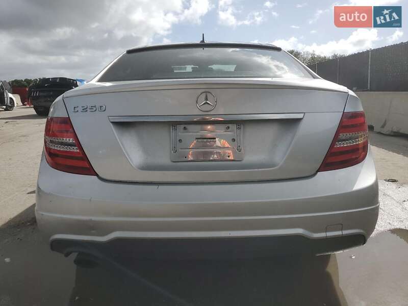 Купе Mercedes-Benz C-Class 2012 в Львові