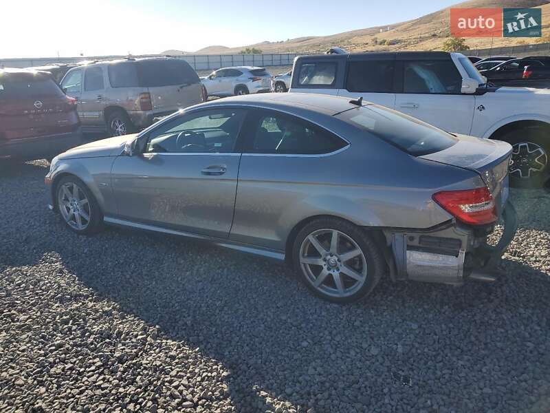 Купе Mercedes-Benz C-Class 2012 в Львове