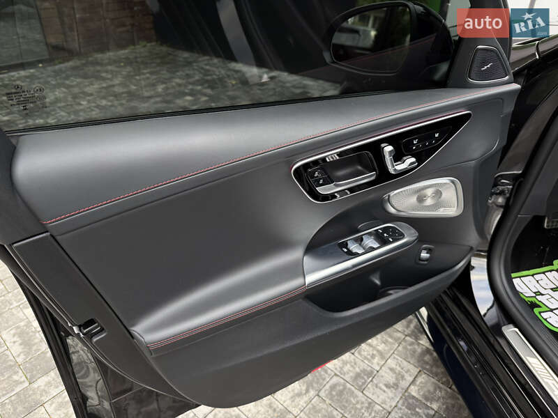 Седан Mercedes-Benz C-Class 2023 в Киеве
