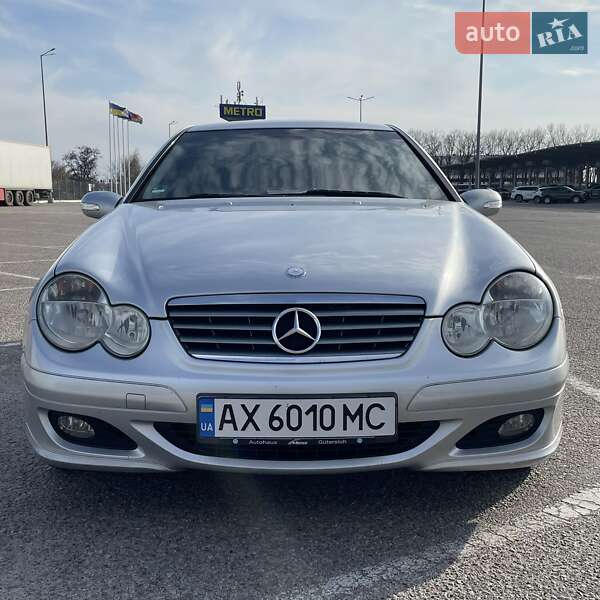 Купе Mercedes-Benz C-Class 2004 в Новій Водолагі фото 11 Купе Mercedes-Benz C-Class 2004 в Новій Водолагі