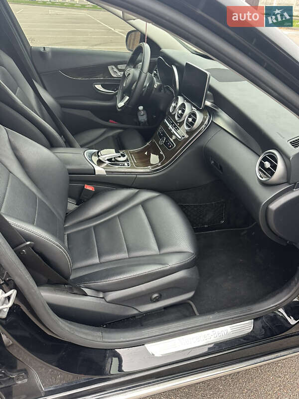 Седан Mercedes-Benz C-Class 2016 в Києві фото 7 Седан Mercedes-Benz C-Class 2016 в Києві