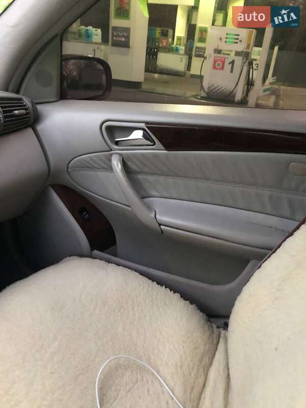 Седан Mercedes-Benz C-Class 2000 в Ивано-Франковске фото 13 Седан Mercedes-Benz C-Class 2000 в Ивано-Франковске
