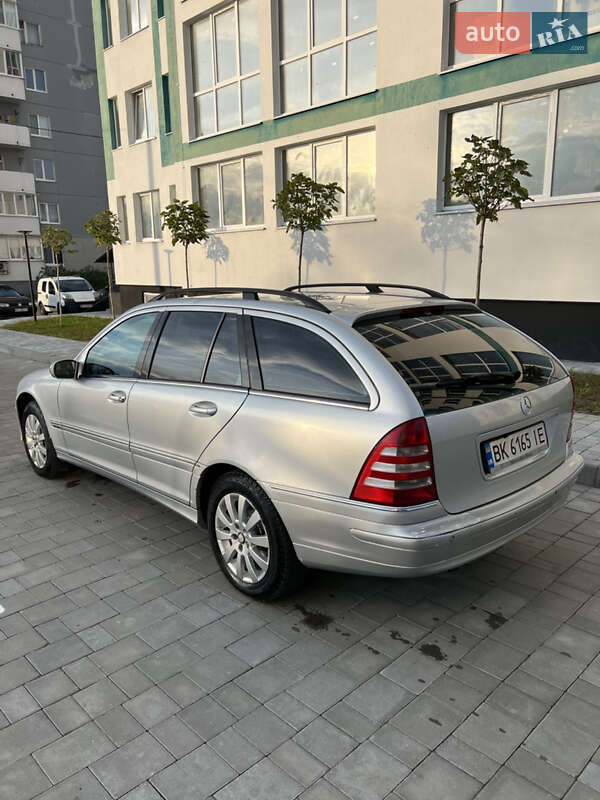 Універсал Mercedes-Benz C-Class 2007 в Вараші фото 3 Універсал Mercedes-Benz C-Class 2007 в Вараші