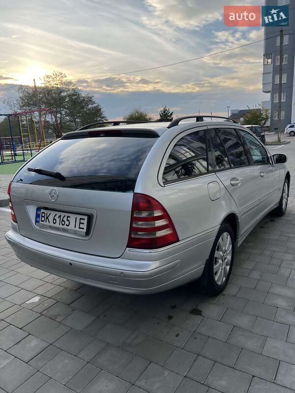 Універсал Mercedes-Benz C-Class 2007 в Вараші фото 12 Універсал Mercedes-Benz C-Class 2007 в Вараші