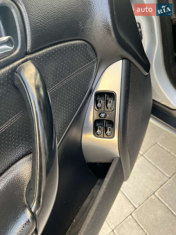 Універсал Mercedes-Benz C-Class 2007 в Вараші фото 23 Універсал Mercedes-Benz C-Class 2007 в Вараші