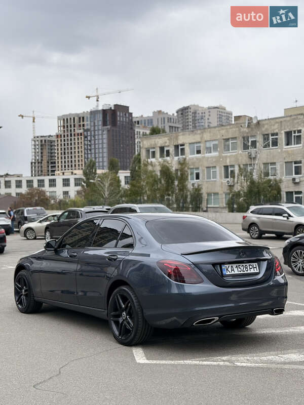 Седан Mercedes-Benz C-Class 2015 в Киеве фото 12 Седан Mercedes-Benz C-Class 2015 в Киеве