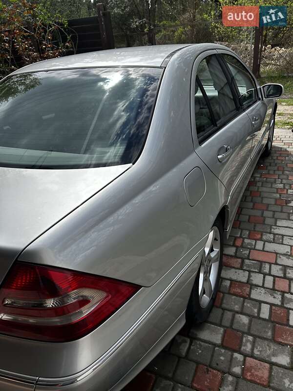 Седан Mercedes-Benz C-Class 2007 в Киеве фото 5 Седан Mercedes-Benz C-Class 2007 в Киеве