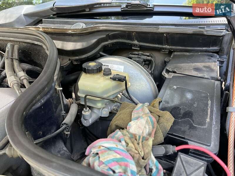 Седан Mercedes-Benz C-Class 1994 в Кам'янському фото 10 Седан Mercedes-Benz C-Class 1994 в Кам'янському