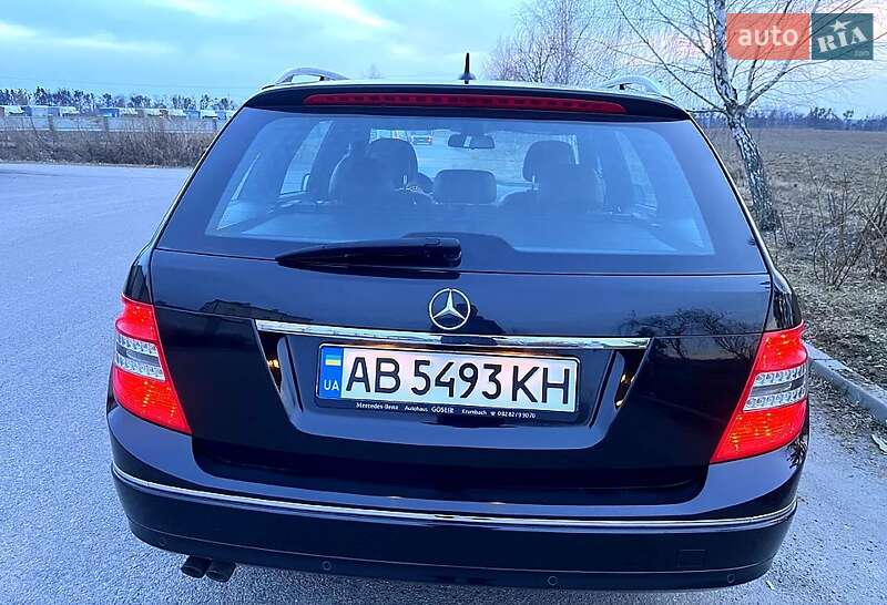 Mercedes-Benz C-Class 2010