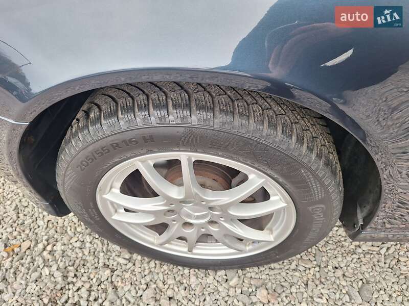 Седан Mercedes-Benz C-Class 2002 в Белой Церкви