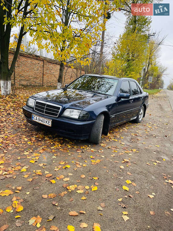 Седан Mercedes-Benz C-Class 1995 в Малій Висці фото 10 Седан Mercedes-Benz C-Class 1995 в Малій Висці