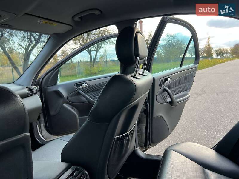 Седан Mercedes-Benz C-Class 2003 в Киеве фото 11 Седан Mercedes-Benz C-Class 2003 в Киеве