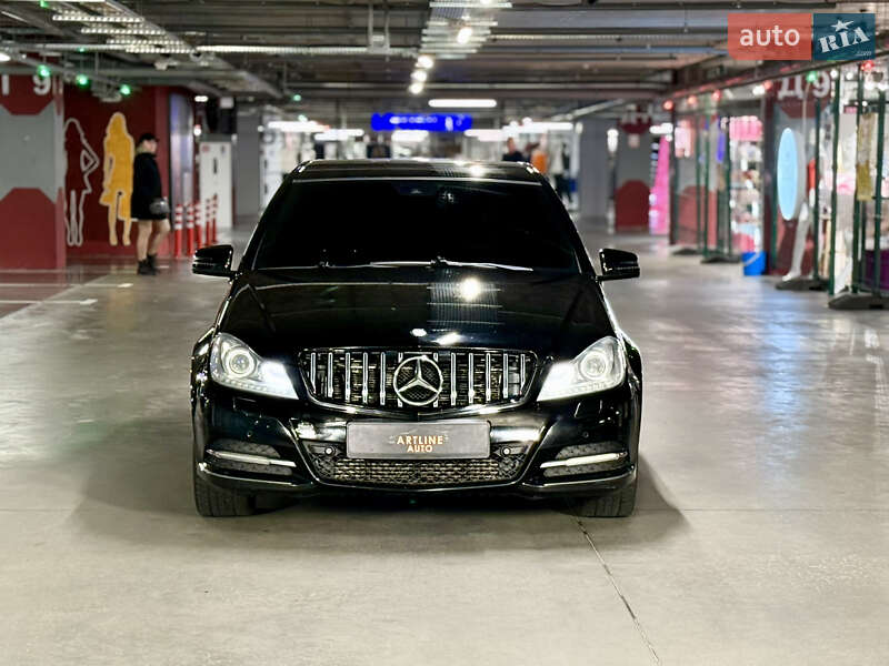 Седан Mercedes-Benz C-Class 2011 в Харкові фото 5 Седан Mercedes-Benz C-Class 2011 в Харкові