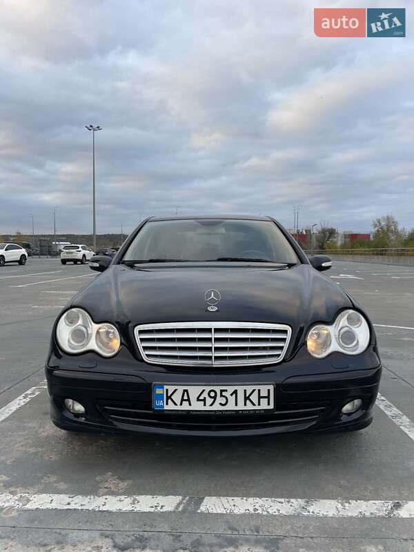 Седан Mercedes-Benz C-Class 2006 в Києві фото 7 Седан Mercedes-Benz C-Class 2006 в Києві
