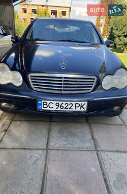 Седан Mercedes-Benz C-Class 2002 в Львові