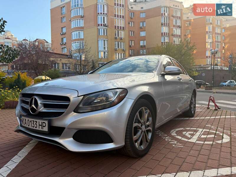 Седан Mercedes-Benz C-Class 2015 в Києві